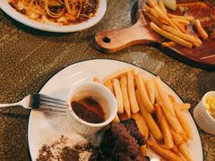 -羽深肉铺 Steak & Wine
