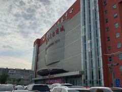 -燕莎友谊商城(金源店)