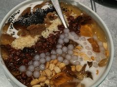 -姚姚酸菜鱼·金戈戈香港豉油鸡(喜荟城联名店)