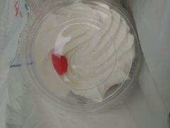 -红宝石·鲜奶小方·海派西点房(南丹店)