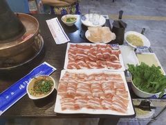 -楼外楼大刀肉传统火锅居(幸福街店)