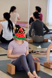 -酉嘉瑜伽YO+YOGA