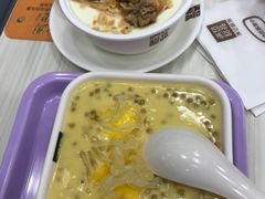 -满记甜品(巴黎春天宝山店)