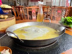 -山食炊桑拿鸡·又山私房菜