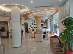 -皓齿连锁·雅贝健口腔·种植·矫正中心(虹口曲阳路店)