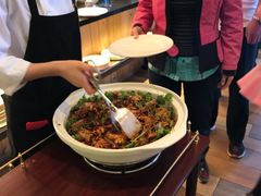 今日主厨特选-麻辣虾-松咖啡自助餐厅·松北香格里拉