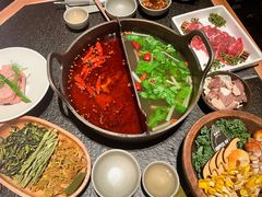 -三出山火锅(南京万象天地店)