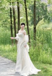 -予白婚纱礼服馆