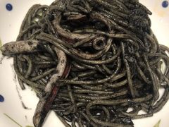 威尼斯风味墨鱼汁意面-萨莉亚意式餐厅(杭州滨江天街店)