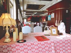 点击看大图 -Doris一站式游轮婚礼船东直营店(外滩店)