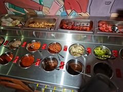 自助调料区-马路牙子地桌烤肉(工体店)