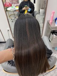 -V8潮牌·接发烫染连锁