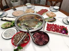 -乡土黄·鲜牛肉火锅·小龙虾(兴业街店)