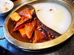 -小天鹅火锅·一线江景洪鼎旗舰店(洪崖洞店)