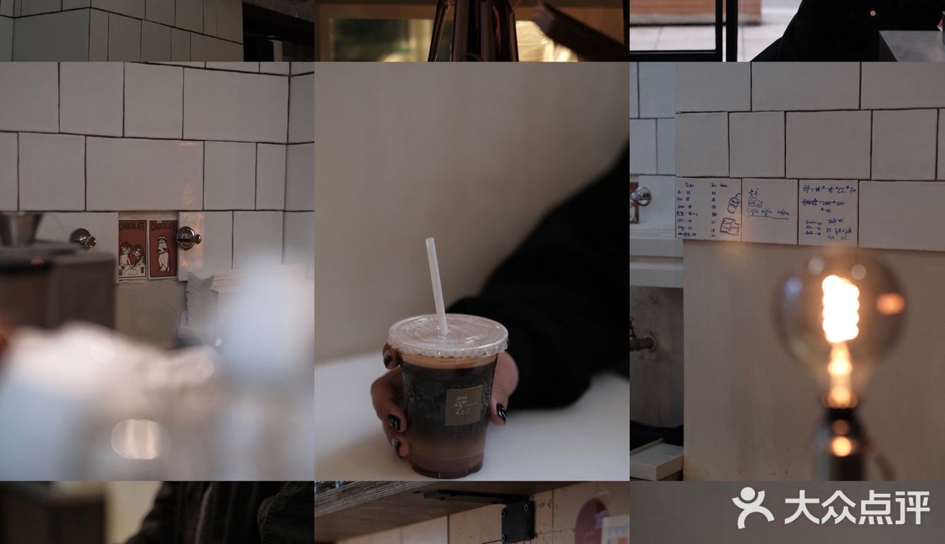 店内位置不大，但是你可以躺在露营椅上