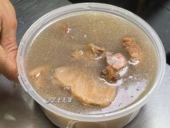 -燕子煨汤(山海关路店)