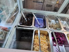 -津椰本·海南正宗椰奶清补凉(店一店)