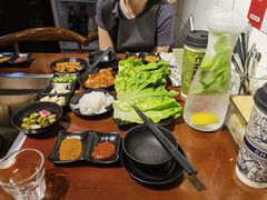 -肉甲韩国木炭烤肉(新壹街1店)