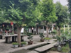 -周老三跷脚牛肉·全牛火锅(非遗传承店)