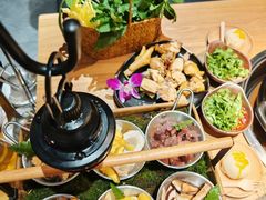 -一朵菌·野生菌探索家火锅(南亚店)