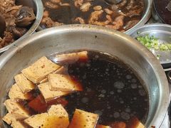 -松树干拌面店