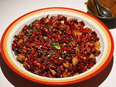 红川椒鸡丁-悦融琥珀·京鲁菜·海味珍品(西单店)
