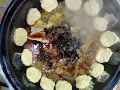 -山妹子铁锅炖