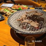 1.有专门的生菜包肉酱 2.蒜已经全部切片了