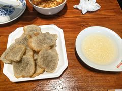 -老天桥酱肉烧饼夹肘子(天桥店)