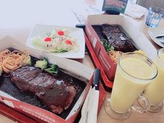 -必胜客(WOW梧州旺城店)