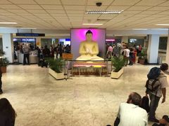 -班达拉奈克国际机场