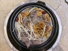 -九寨特色牦牛肉汤锅 羊肉汤锅