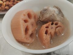 -江城燕子大排档(江汉路步行街店)