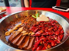 谭鸭血招牌锅底-谭鸭血老火锅(漳州路店)