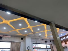 -猪肉佬中西餐厅(松佛路店)