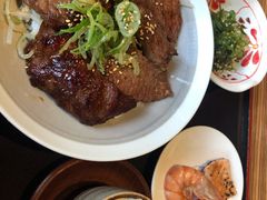 烤牛肉石锅拌饭套餐-柚子(假日店)