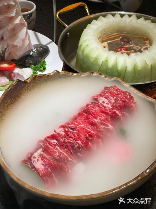 得意咚瓜·顺德鱼生·冬瓜盅火锅图片