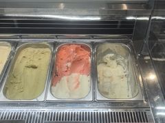 -极拉图·现制冰淇淋(大卫城店)