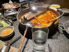 -三出山火锅(南京万象天地店)