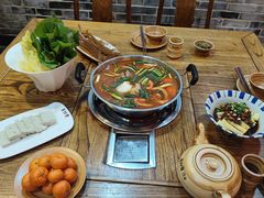 -亮欢寨酸汤鱼(沙冲路店)