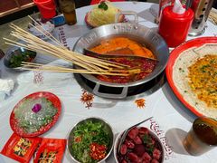 -大芊金重庆串串火锅(南京路店)