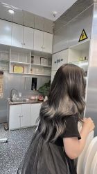 -Tloml salon