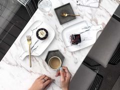 -UNI UNI(环亚凯瑟琳店)