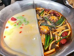 -湊湊火锅·茶憩(世博大道店)