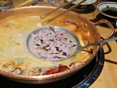 -洱火云南酸菜牛肉火锅(石景山当代商城店)