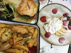 Nutella巧克力草莓松饼-MIKAKU(万达广场上海宝山店)