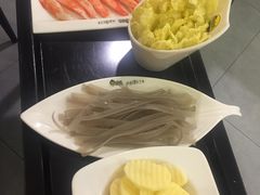 -张大师鸭爪爪特色干锅(南湖店)
