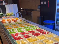 -涨巢·潮玩水疗局