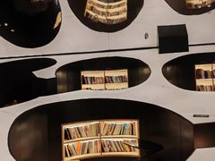 -涨巢·潮玩水疗局