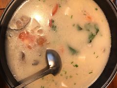 鲜鱼煲-霁云上院餐厅